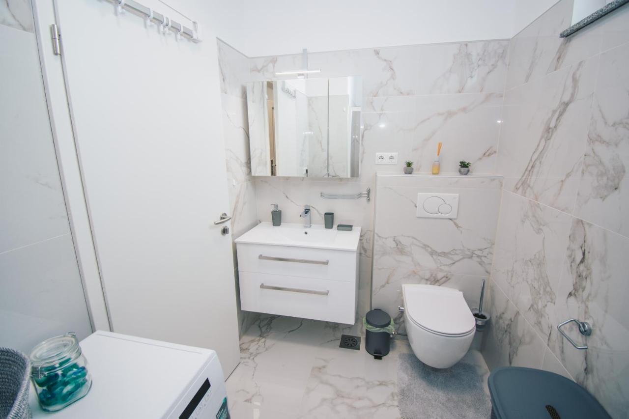 L Apartment マリボル エクステリア 写真